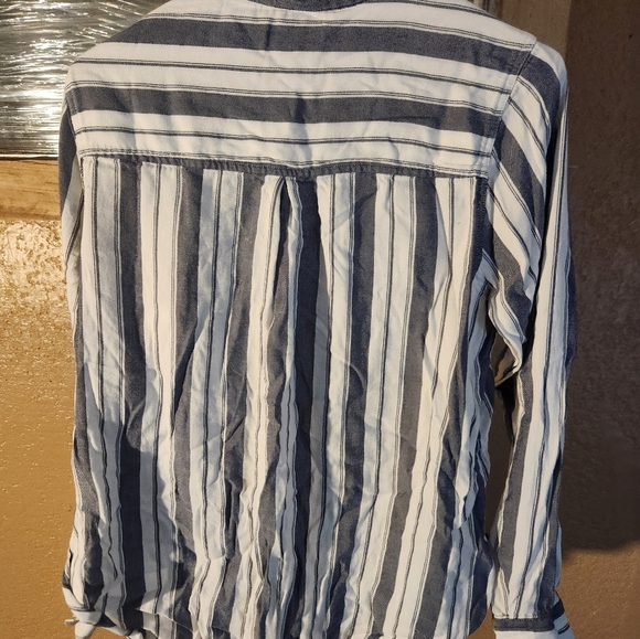 Lucky Brand Button Down - Picture 2 of 3